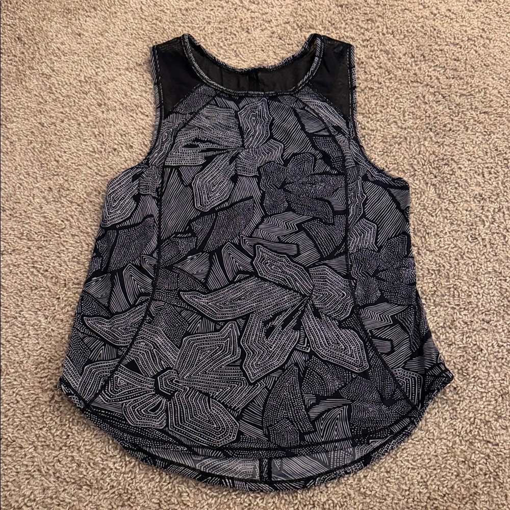Lululemon workout tank